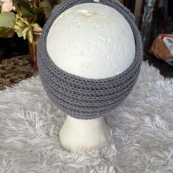 Grey Knit Headband With Rhinestone Detail Around The Bow - Picture 8 of 10